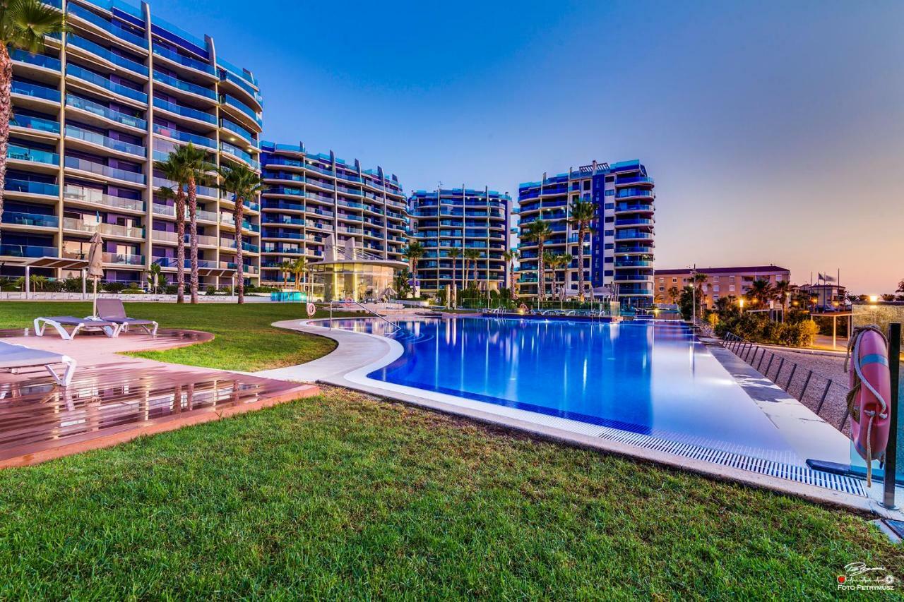 Torrevieja - Punta Prima Sea Senses Apartment ภายนอก รูปภาพ